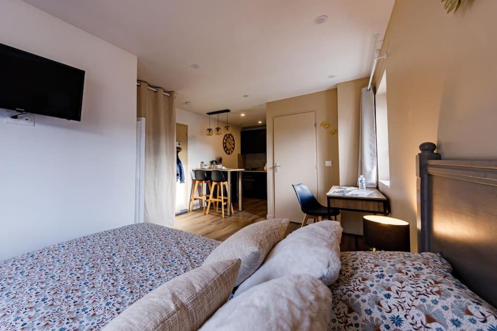 Joli Appartement, Le Bouchon Remois, Centre Ville Реймс Екстериор снимка